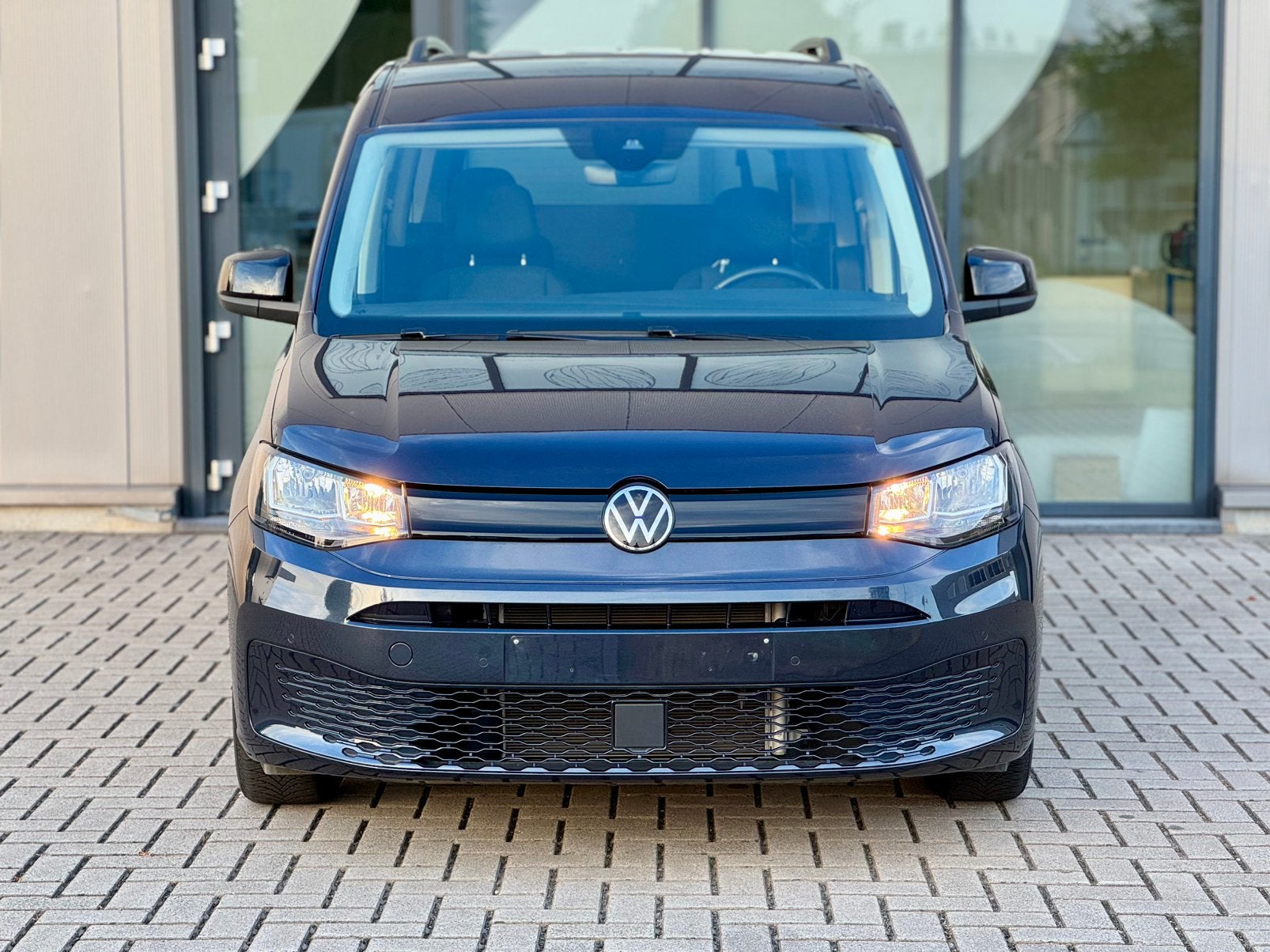 VW CADDY /TPMR/AUTOMATIQUE/24000KM, Achat, Noir, 5 portes, 5 places