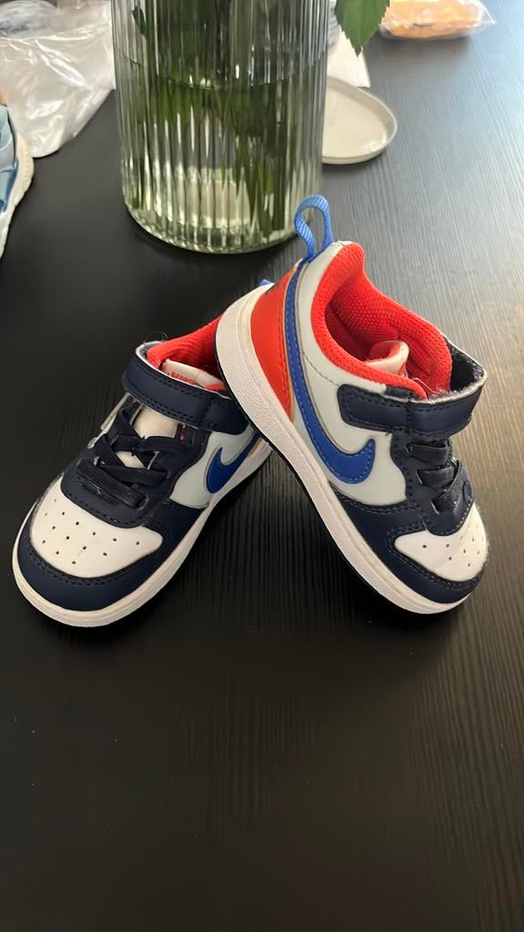 Nike maat 22, Kinderen en Baby's, Babykleding | Schoentjes en Sokjes, Ophalen of Verzenden, Zo goed als nieuw