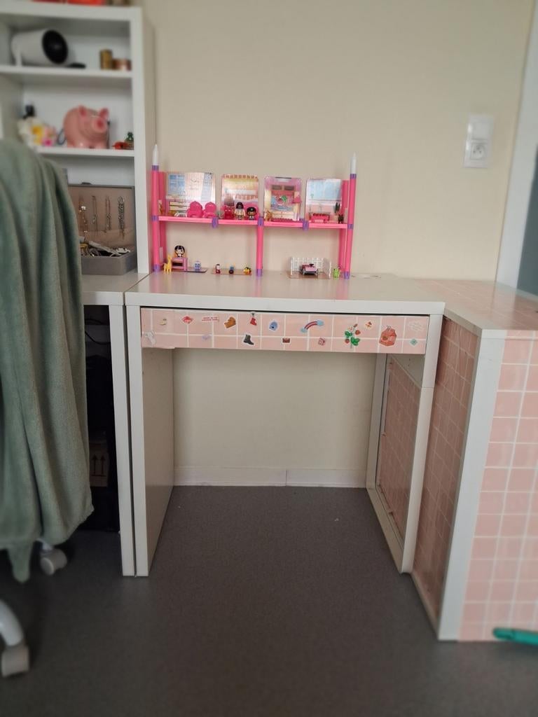 bureau simple, Huis en Inrichting, Bureaus, Roze