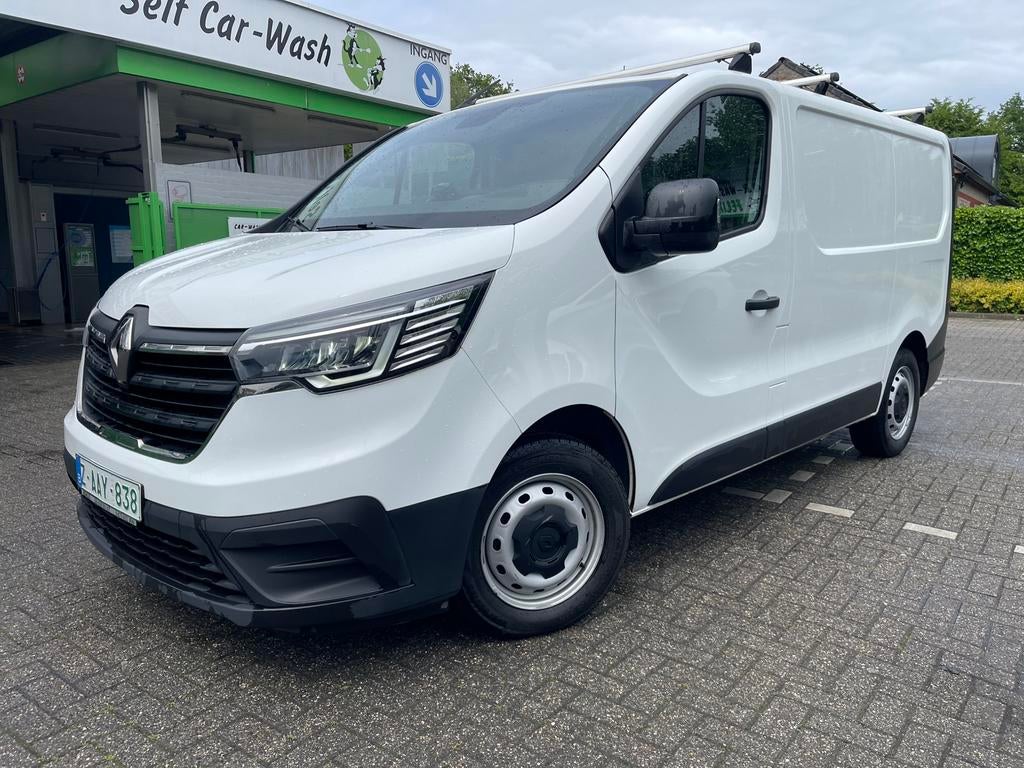 Renault Trafic 2.0 DCi 3pl. AC/Camera/Navi/Bluetooth!!!!!!, Auto's, Stof, Renault, Wit, Bedrijf