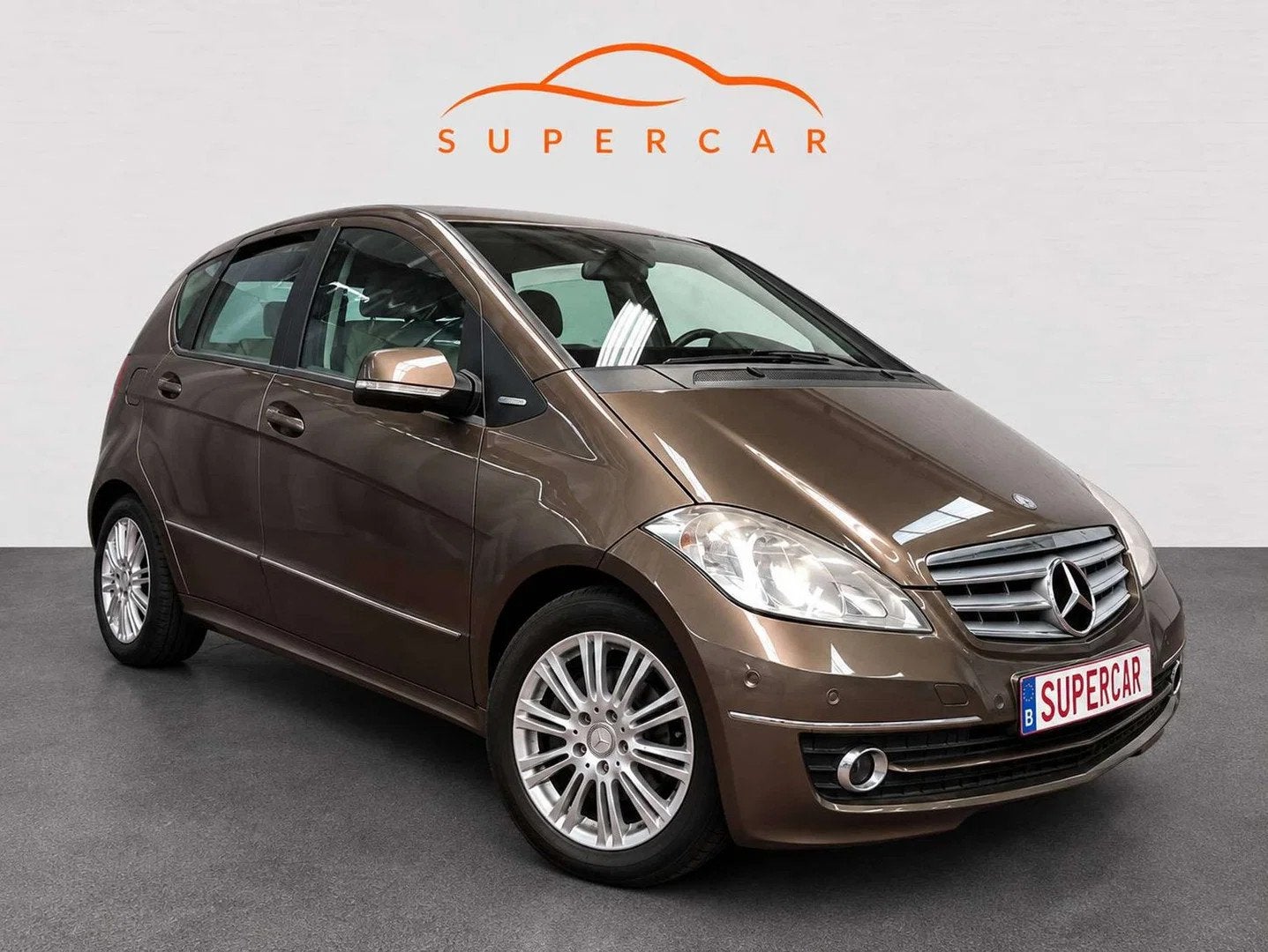 Mercedes-Benz A-CLASS 170 A 170 *CAPT AV ET ARR* AC * 139, Auto's, Gebruikt, Zwart, 4 cilinders, Bruin