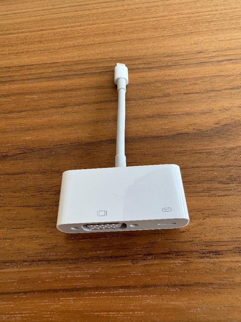 Apple - Lightning to VGA Adaptor, Ophalen of Verzenden, Zo goed als nieuw