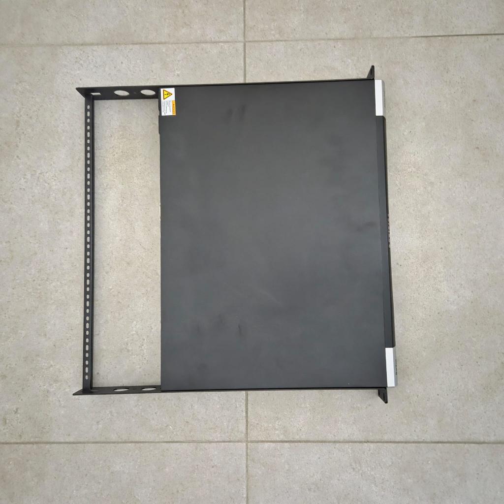 Server KVM Switch Raritan DX3-232 - NIEUW !!, Ophalen of Verzenden, Nieuw