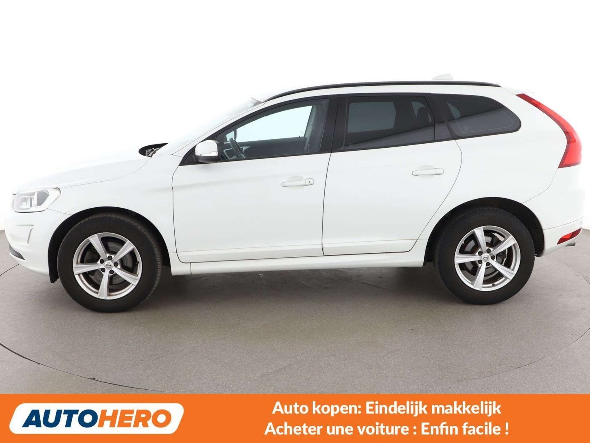 Volvo XC60 2.0 D3 Kinetic 2WD (année de construction 2016), Autos, Achat, 110 kW, 5 portes, Automatique