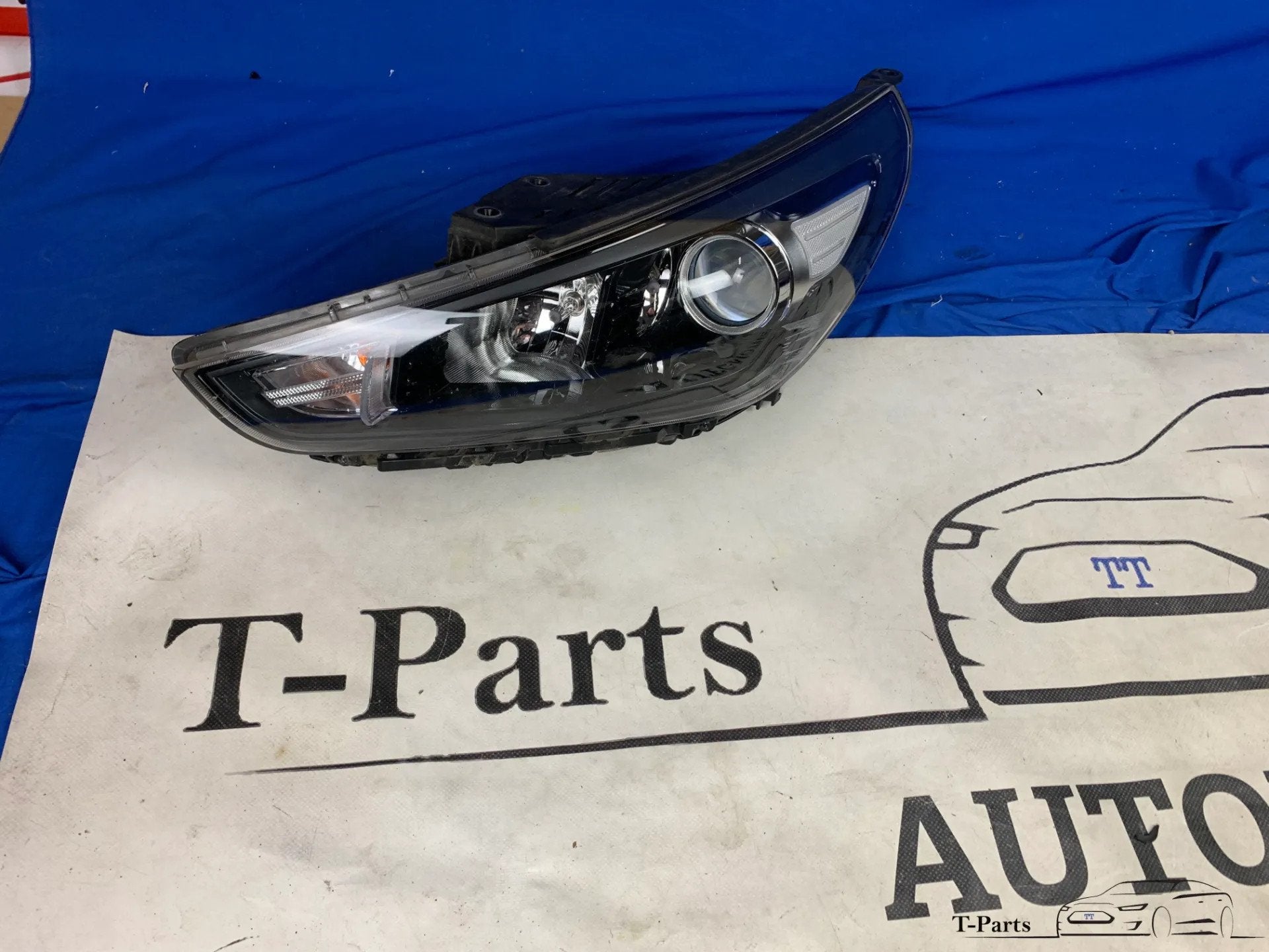 hyundai i30 koplamp links 92101G4060 lamp, Auto-onderdelen, Verlichting, Gebruikt, Heolleung-ro 12
06797  Seoul, Info@hyundai.com