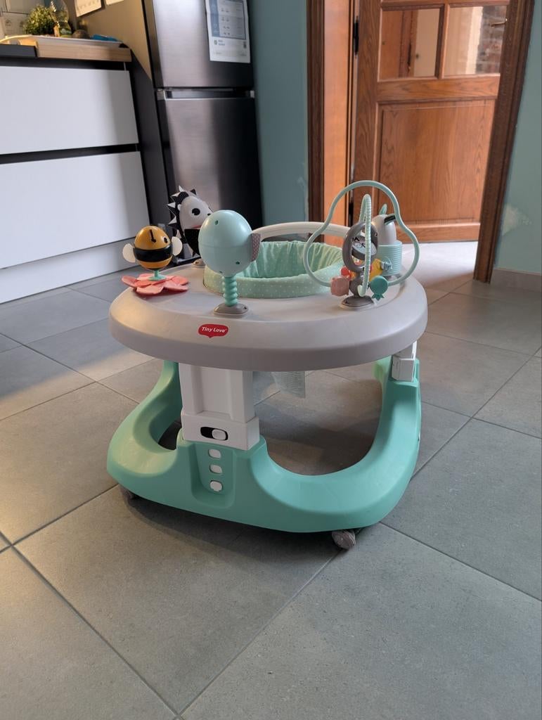 Tiny Love activiteitencentrum, Kinderen en Baby's, Ophalen, Verstelbaar