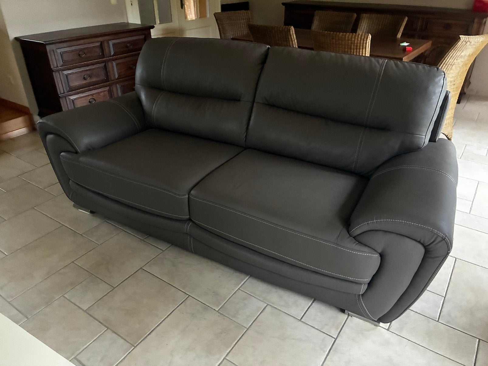 Lot meubels 2 zetels, tafel, rotan lounge, bureau en kast, Ophalen, Zo goed als nieuw