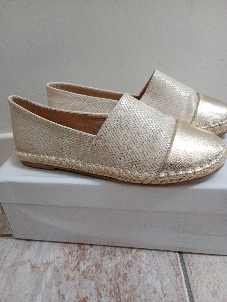 Bestelle Espadrilles maat 36, Kleding | Dames, Schoenen, Ophalen, Nieuw, Espadrilles