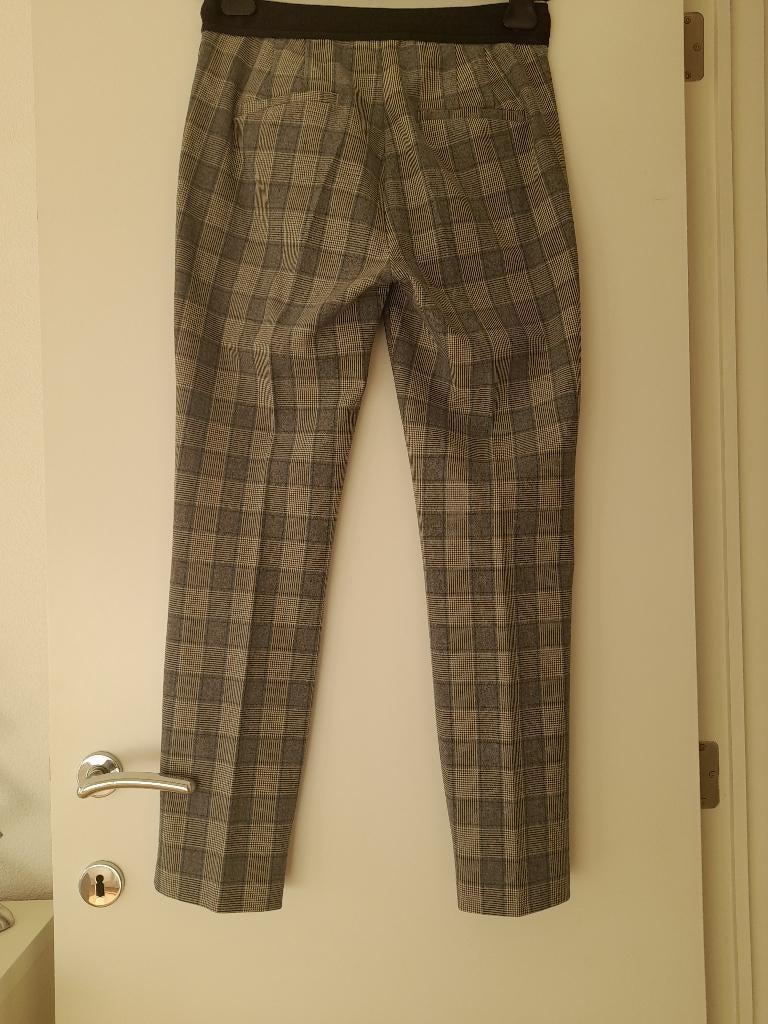 broek merk Zara, Kleding | Dames, Broeken en Pantalons, Maat 38/40 (M), Zara, Ophalen of Verzenden, Zo goed als nieuw