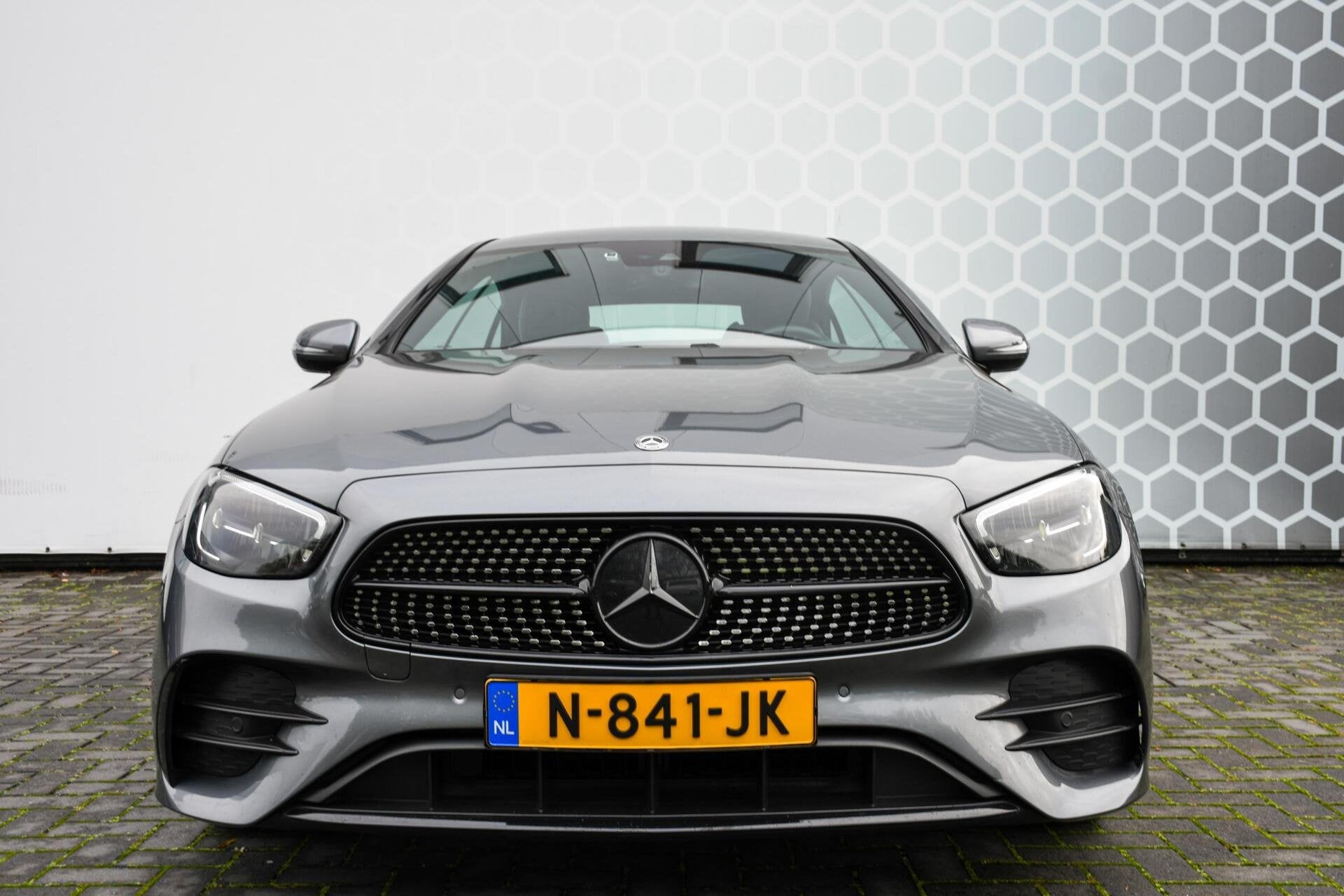 Mercedes E-klasse Coupé 200 AMG Line Leer Camera Automaat, Auto's, Automaat, 197 pk, 1650 kg, Leder