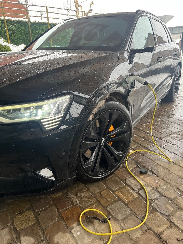audi e-tron 55 full option, Cuir, Système de détection de la somnolence, Achat, 5 portes