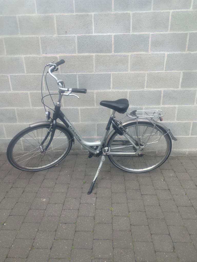 Gazelle dames/herenfiets 28 inch – Perfect in orde!, Fietsen en Brommers, Ophalen, Velgrem, Versnellingen, Zo goed als nieuw