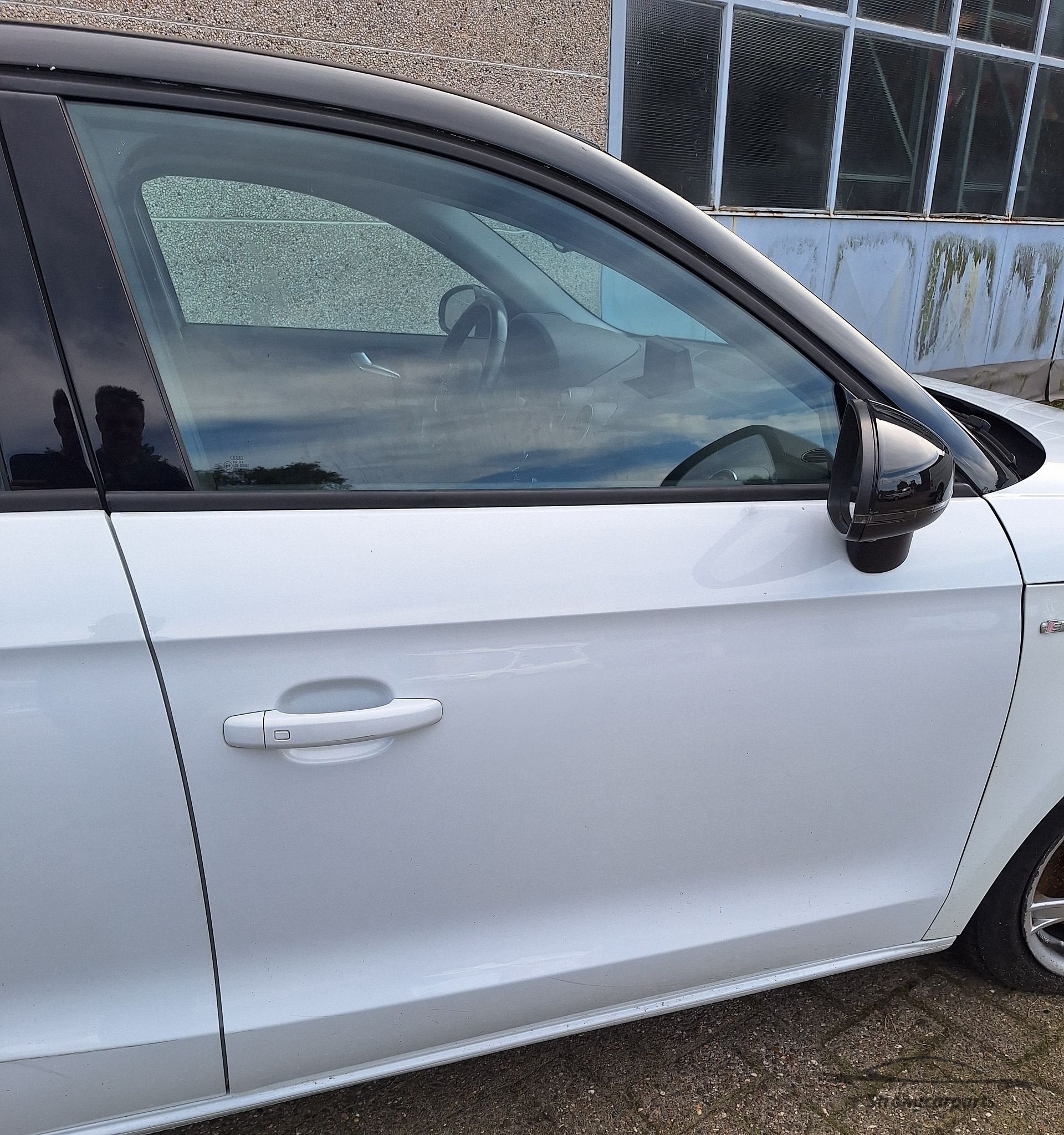 Deur Portier Audi A1 rechts voor 5 deurs Kleurcode LS9R 2012, Auto-onderdelen, Gebruikt, -, Deur, -