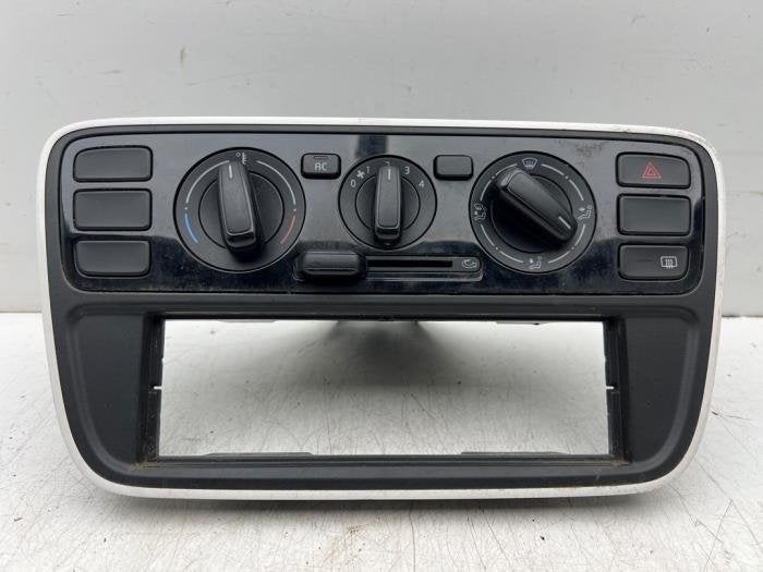 Panneau de commandes chauffage d'un Volkswagen UP, Autos : Pièces & Accessoires, Tableau de bord & Interrupteurs, Volkswagen, Utilisé