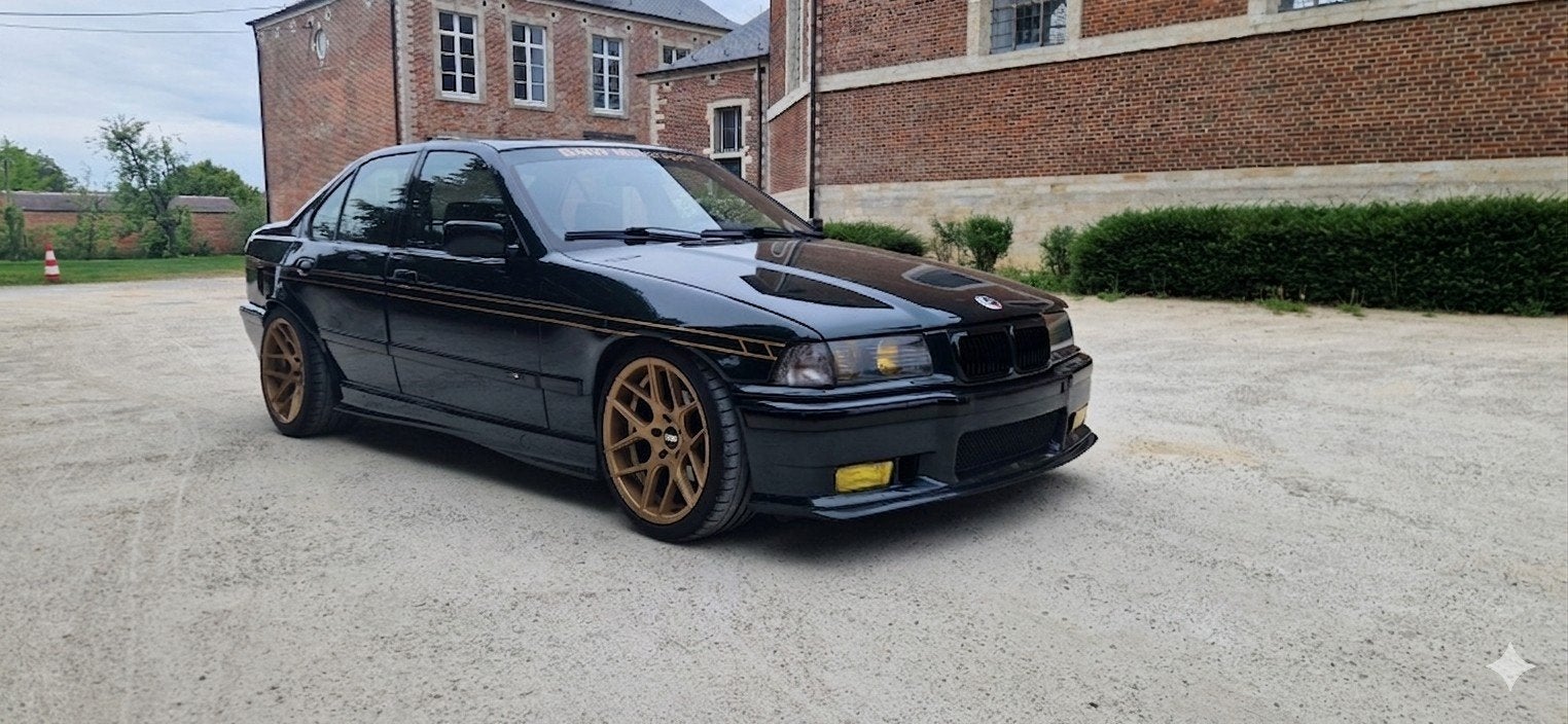 BMW e36 318i wide body, Autos, BMW, Cuir, Achat, 4 portes, Noir