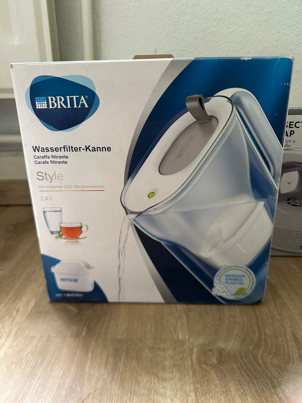 Carafe filtrante Brita + 4 filtres compatibles, Ophalen of Verzenden, Zo goed als nieuw