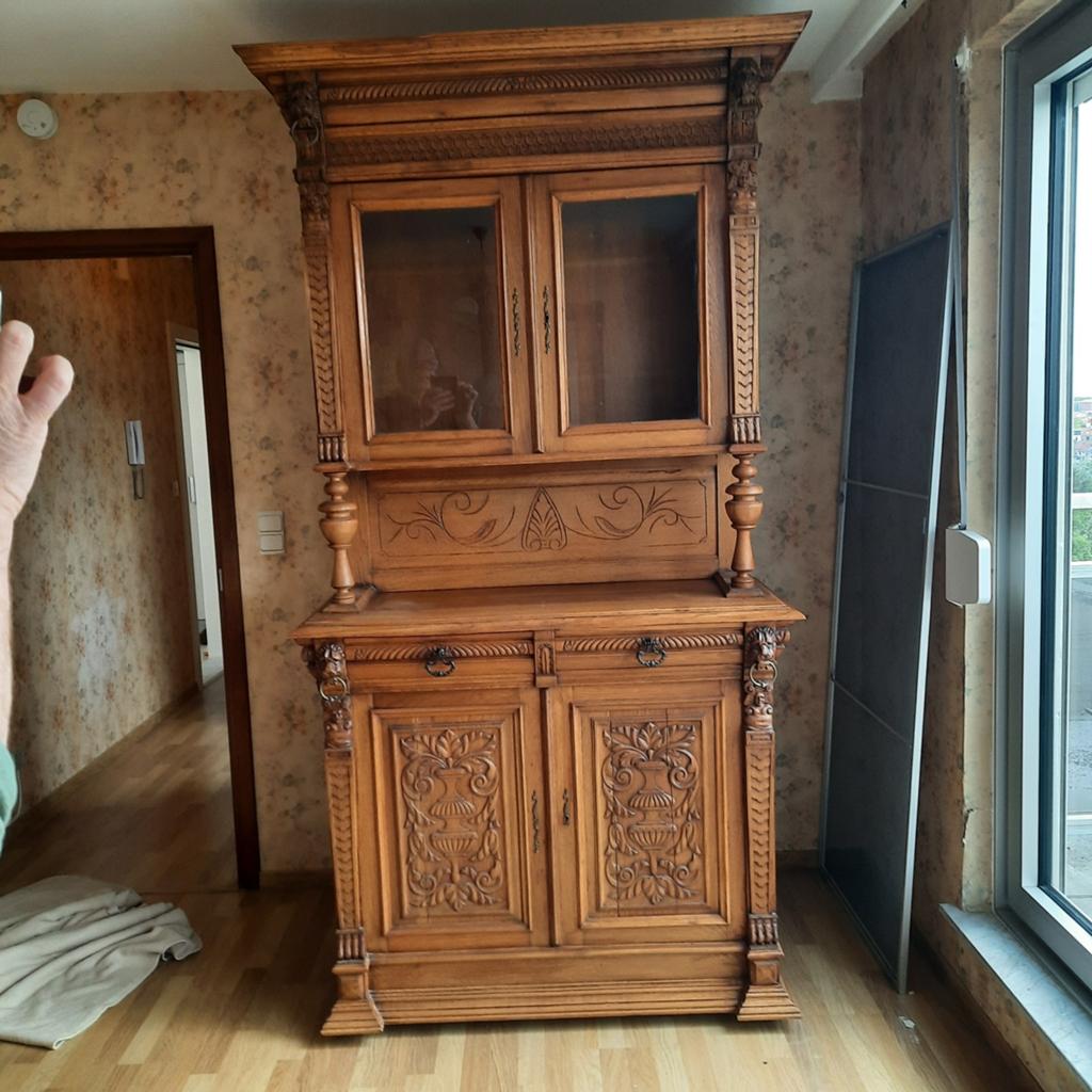 Antieke Mechelse kast, Antiek en Kunst, Ophalen