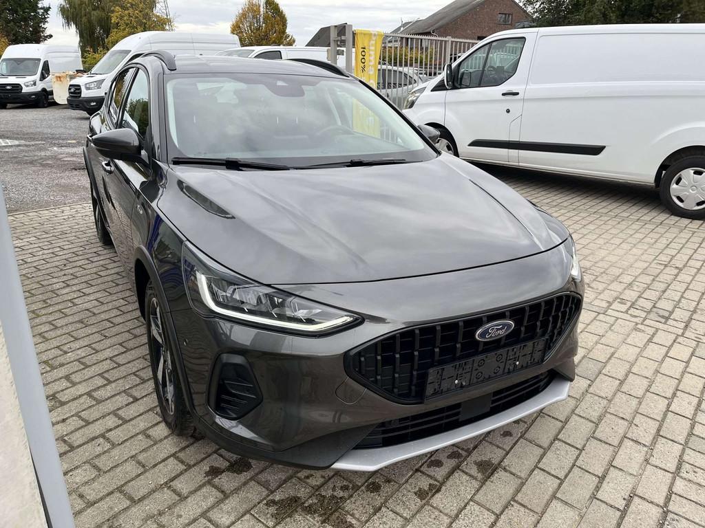 Ford Focus EcoBoost mHEV Active Design / WINTER PACK / DRIVE, Stof, Gebruikt, Euro 6, Hybride Elektrisch/Benzine