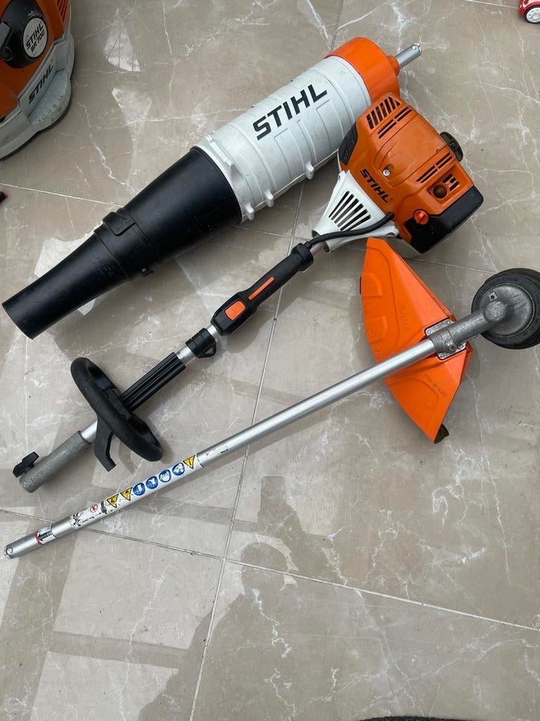 Debroussailleuse Pro type STIHL KM 111R, Jardin & Terrasse, Débroussailleuses, Comme neuf, Enlèvement ou Envoi