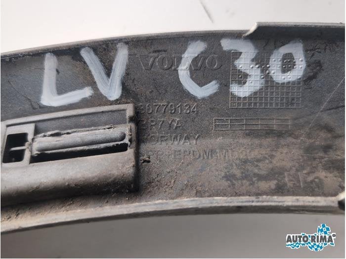 Wielrand voor van een Volvo C30, Gebruikt, -, -, Ophalen of Verzenden