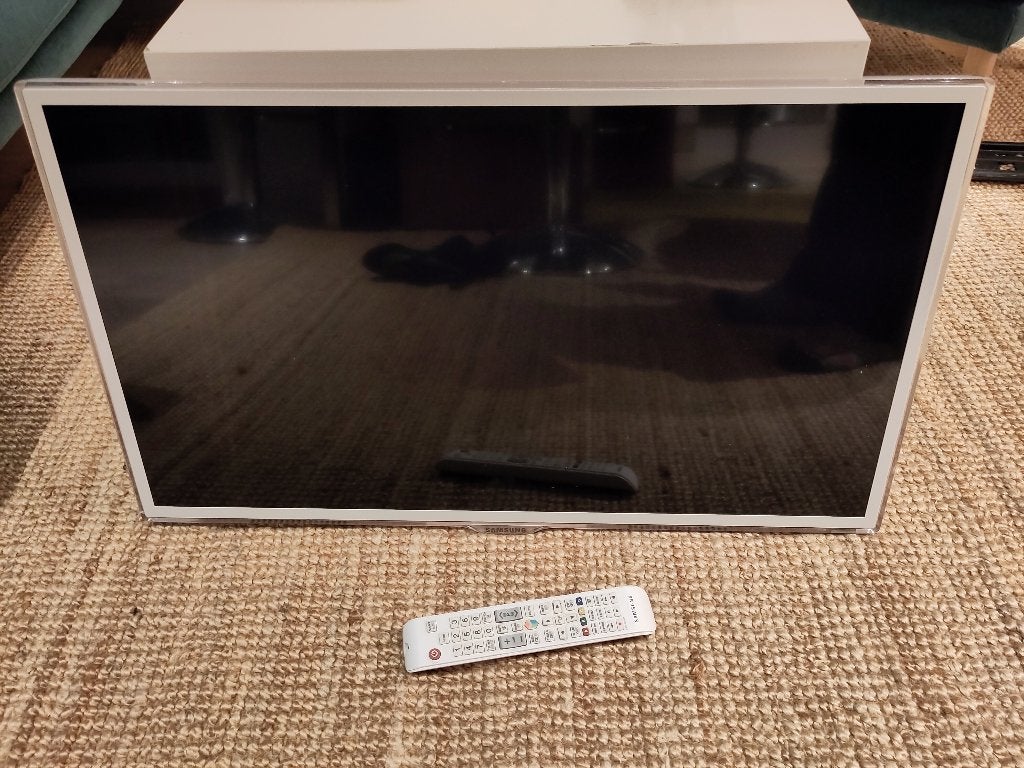 SAMSUNG TV MET MUURBEUGEL, Audio, Tv en Foto, Televisies, Ophalen, Gebruikt, LCD, Samsung