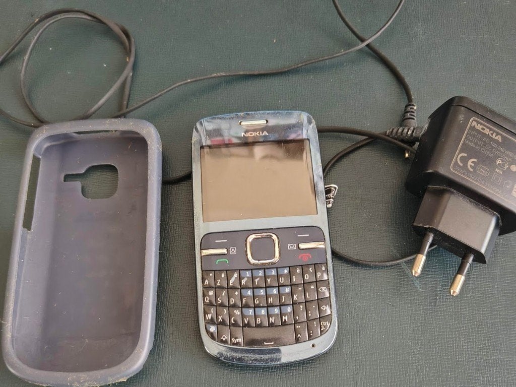 Nokia C3-00 — klassieke featurephone met AZERTY, Télécoms, Téléphonie mobile | Nokia, Moins de 3 mégapixels, Enlèvement ou Envoi