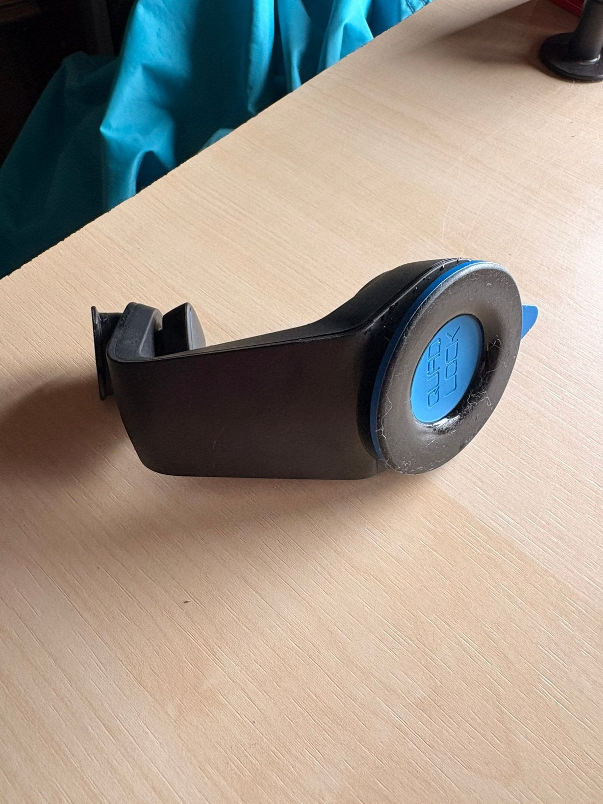 Support de voiture Quad Lock, Maison & Meubles, Lampes | Spots, Enlèvement ou Envoi, Utilisé