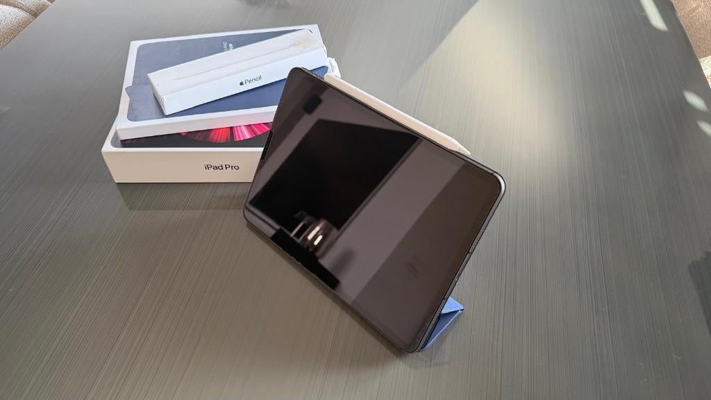 iPad Pro 11 pouces gris sidéral + Apple Pencil + Smart Folio, Informatique & Logiciels, Apple iPad Tablettes, Gris, Apple iPad