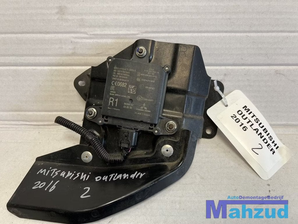 MITSUBISHI OUTLANDER PHEV dodehoek module 2015+ 8638A147, Auto-onderdelen, Spiegels, Mitsubishi, Gebruikt