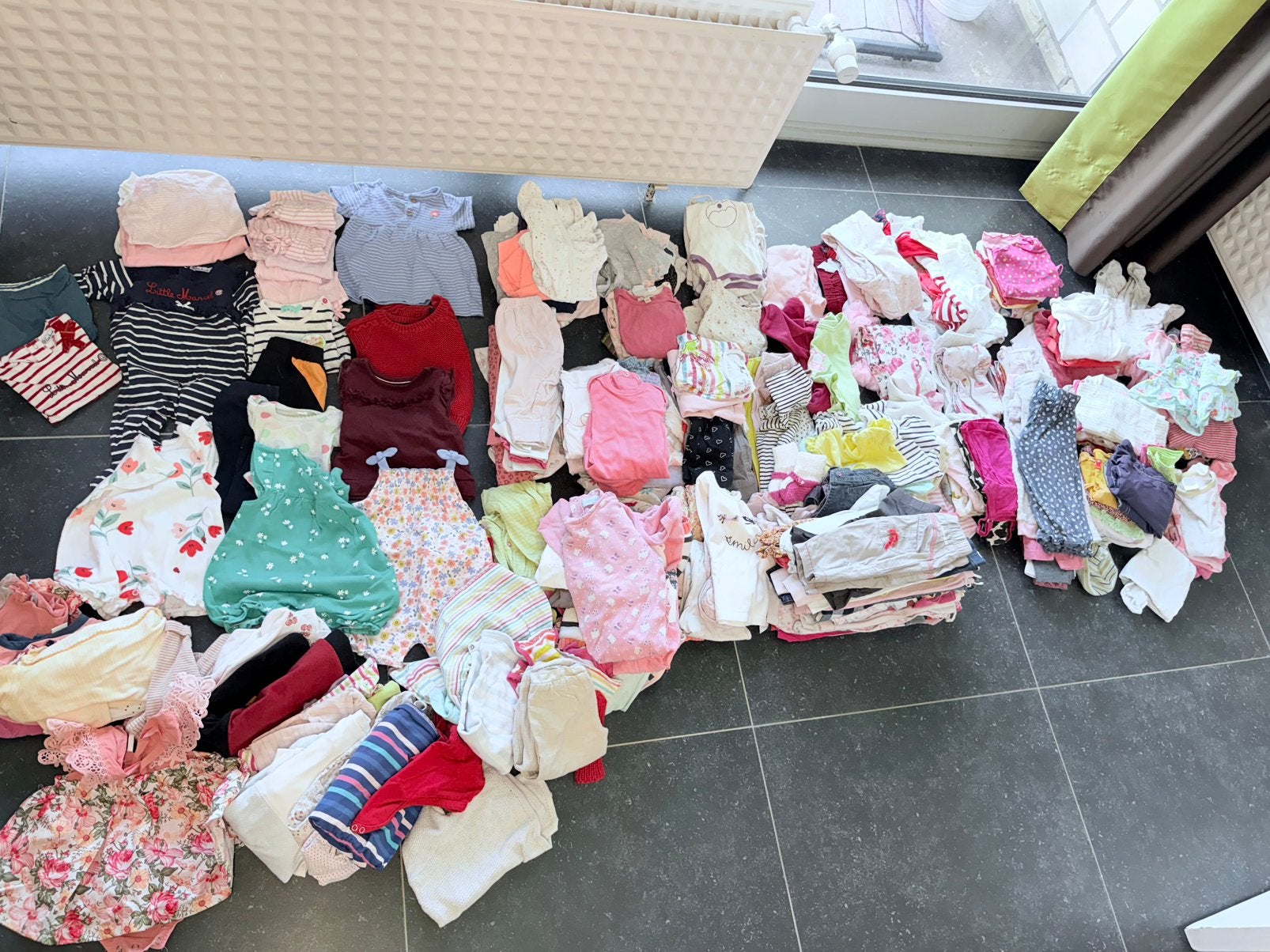 Lot de vêtements pour fille — de la naissance à 18 mois, Enlèvement, Comme neuf