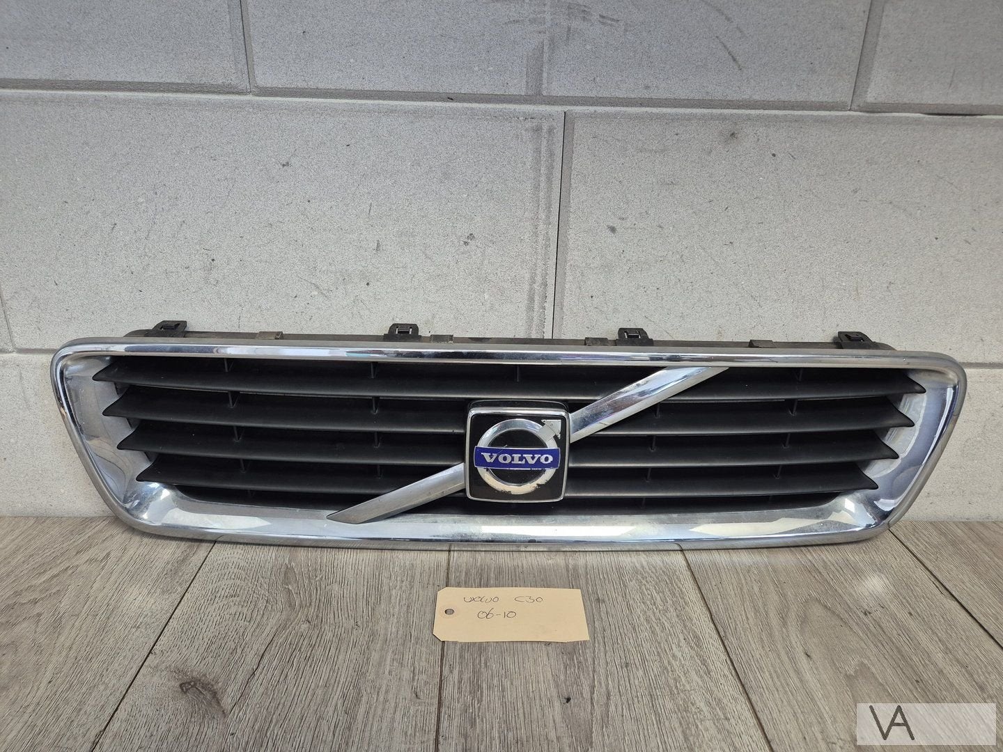 Grille in voorbumper van Volvo C30 2006 tot 2010 schadevrij, Gebruikt, -, -, Ophalen of Verzenden