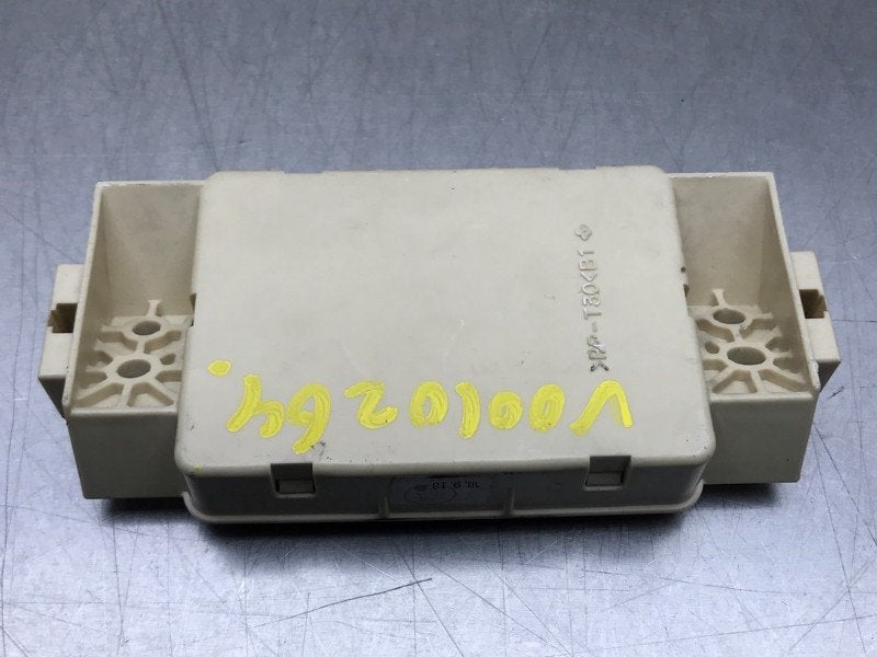 BOITIER FUSIBLES Lexus SC (01-2001/07-2010), Utilisé, Lexus