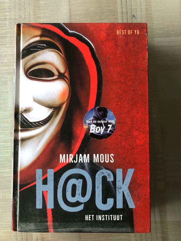 H@CK het instituut, Boeken, Science fiction, Ophalen of Verzenden, Zo goed als nieuw, Mirjam Mous