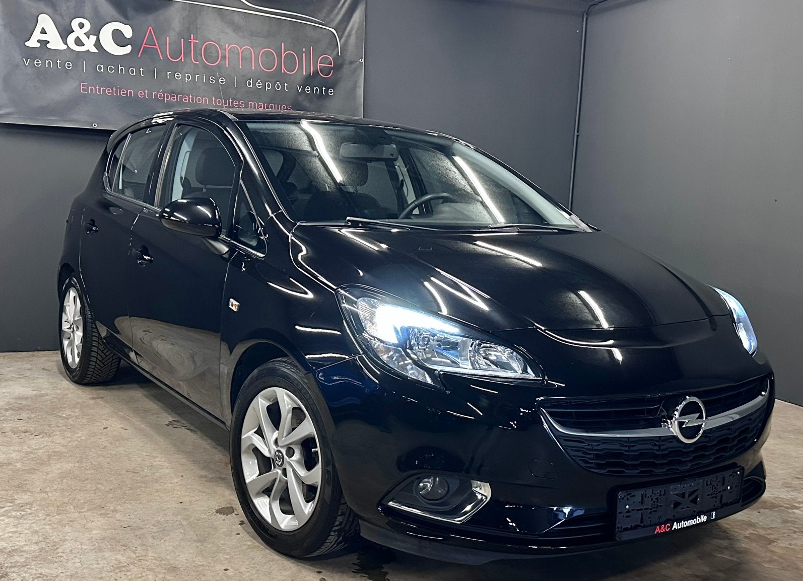 Opel Corsa 1.4 Essence 75.000km Pret à Immatriculer, Autos, Achat, Euro 6, Entreprise, Boîte manuelle
