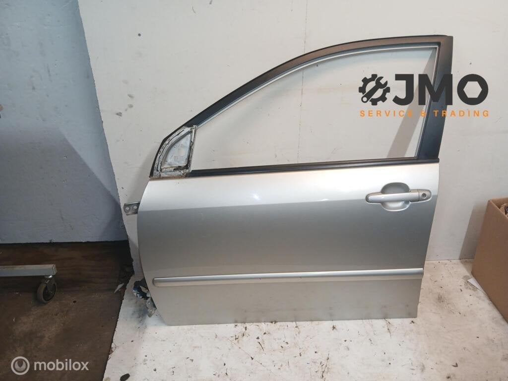 Portier linksvoor 5-drs 1C0 Toyota Corolla (E12) 2002-2010, Enlèvement ou Envoi, Toyota, Toyota, Utilisé
