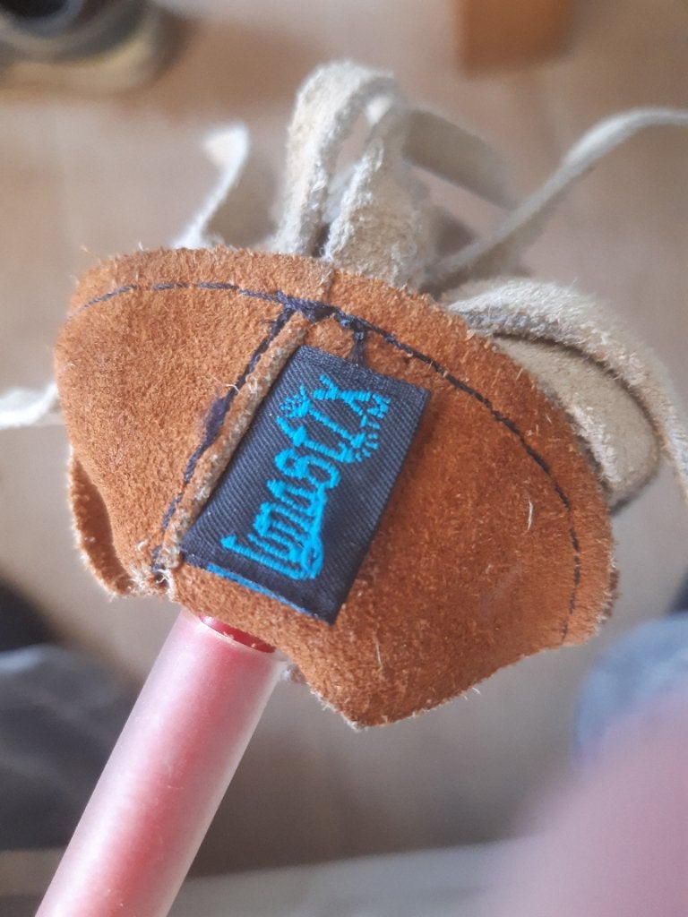 Circus lunastick / devils stick / flower stik jongleer stok, Sport en Fitness, Turnen, Ophalen of Verzenden, Zo goed als nieuw