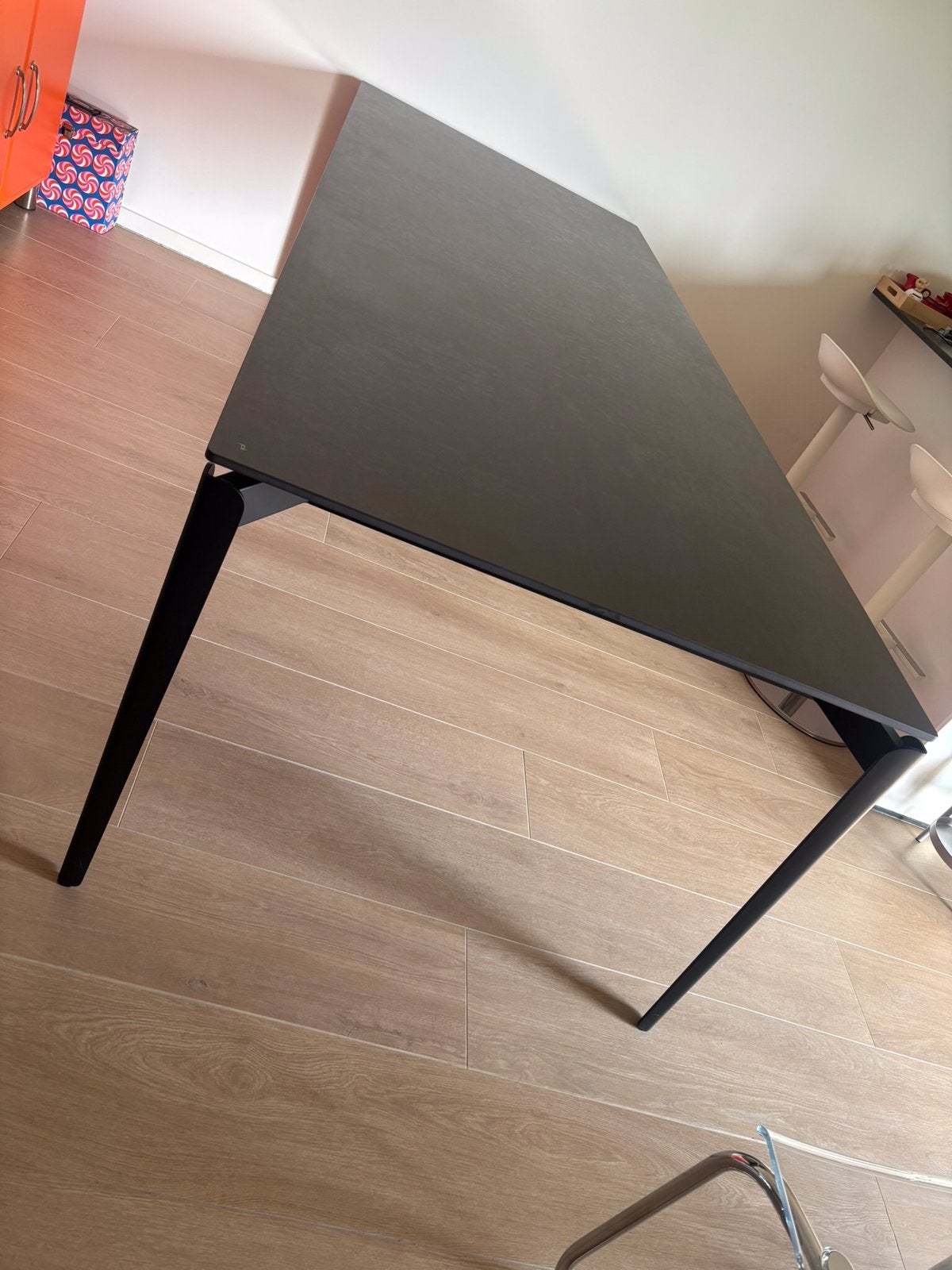 NIEUW tafel JOLI design Layers 250 x 100, 10 p. In & outdoor, Tuin en Terras, Ophalen, Nieuw, Rechthoekig, Overige materialen