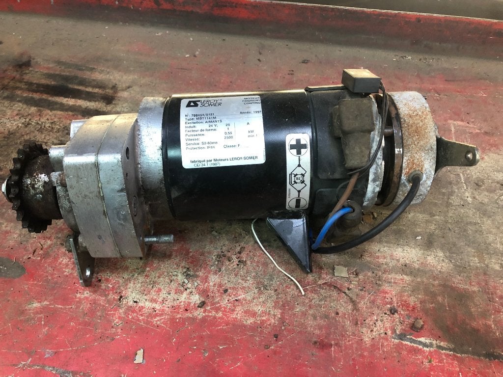 electromotor 24Volt, Ophalen, Gebruikt