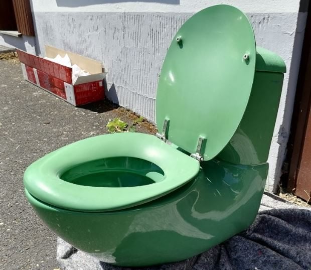 vintage space age toilet Villeroy Boch Colani 1974, Bricolage & Construction, Sanitaire, Comme neuf, Toilettes, Pierre, Enlèvement