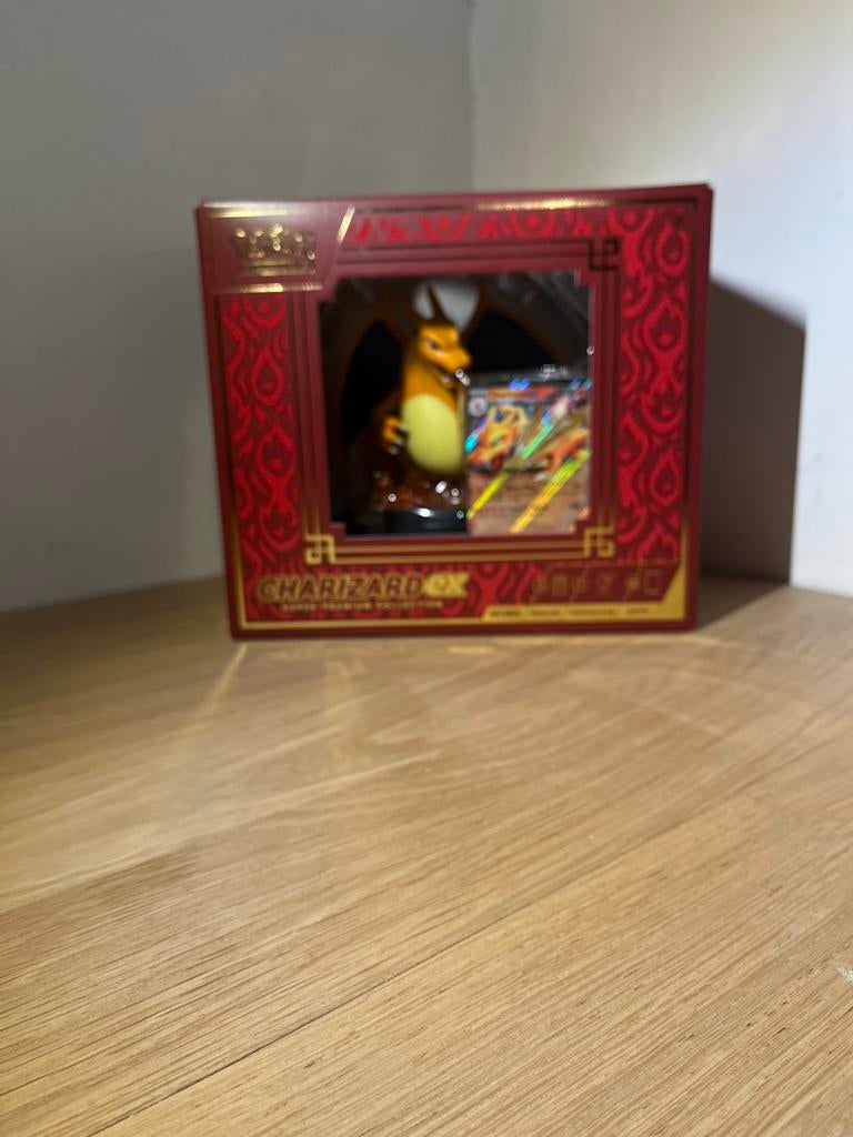 Charizard collcetion box., Ophalen, Zo goed als nieuw
