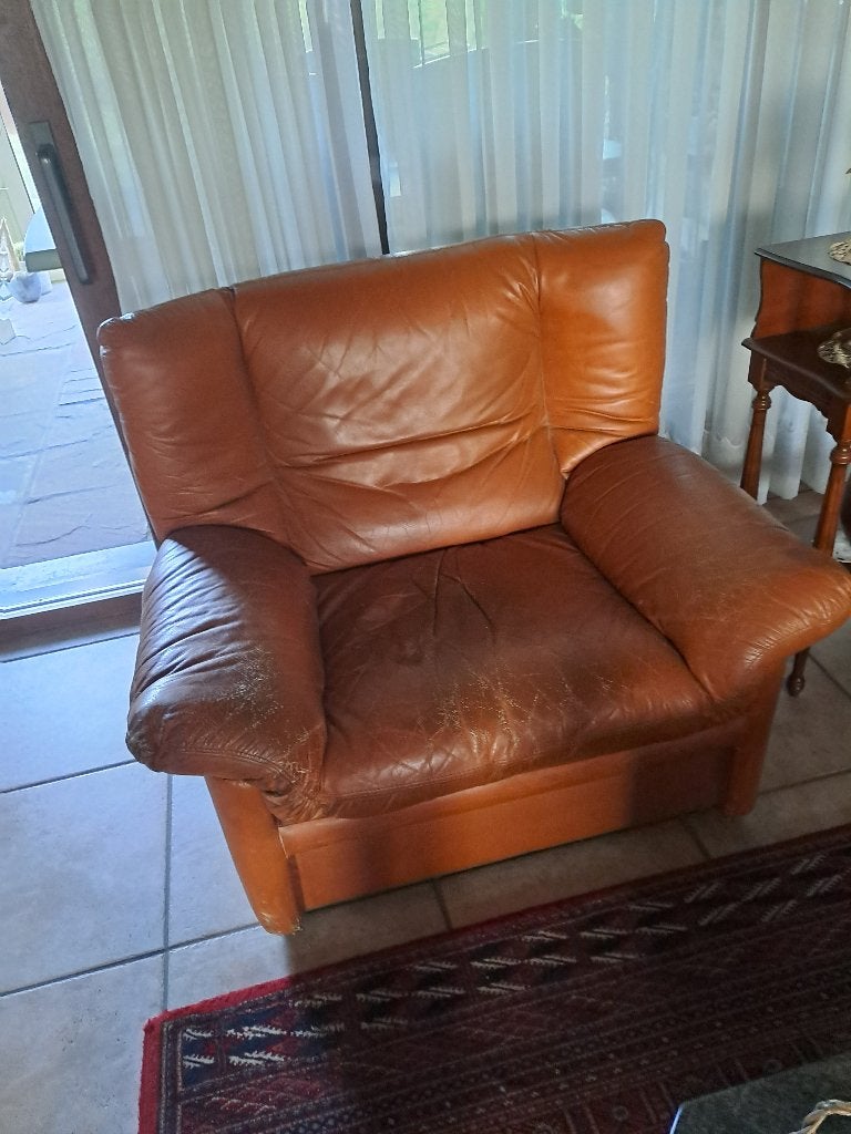 cuir monoplace couleur cognac, 100 à 125 cm, Hedendaagse stijl, Enlèvement, Utilisé