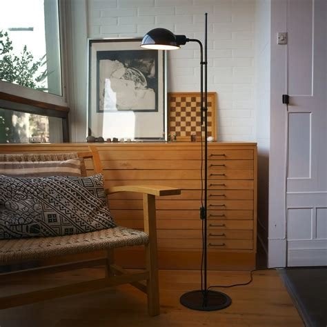 Marset Funiculí vloerlamp zwart, 100 tot 150 cm, Vintage, Zo goed als nieuw, Metaal