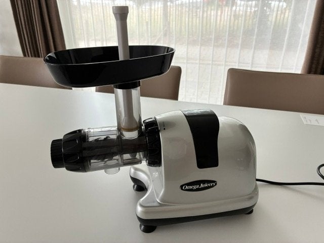 Omega J8227S Sapcentrifuge, Electroménager, Enlèvement, Comme neuf, Électrique, Presse-agrumes