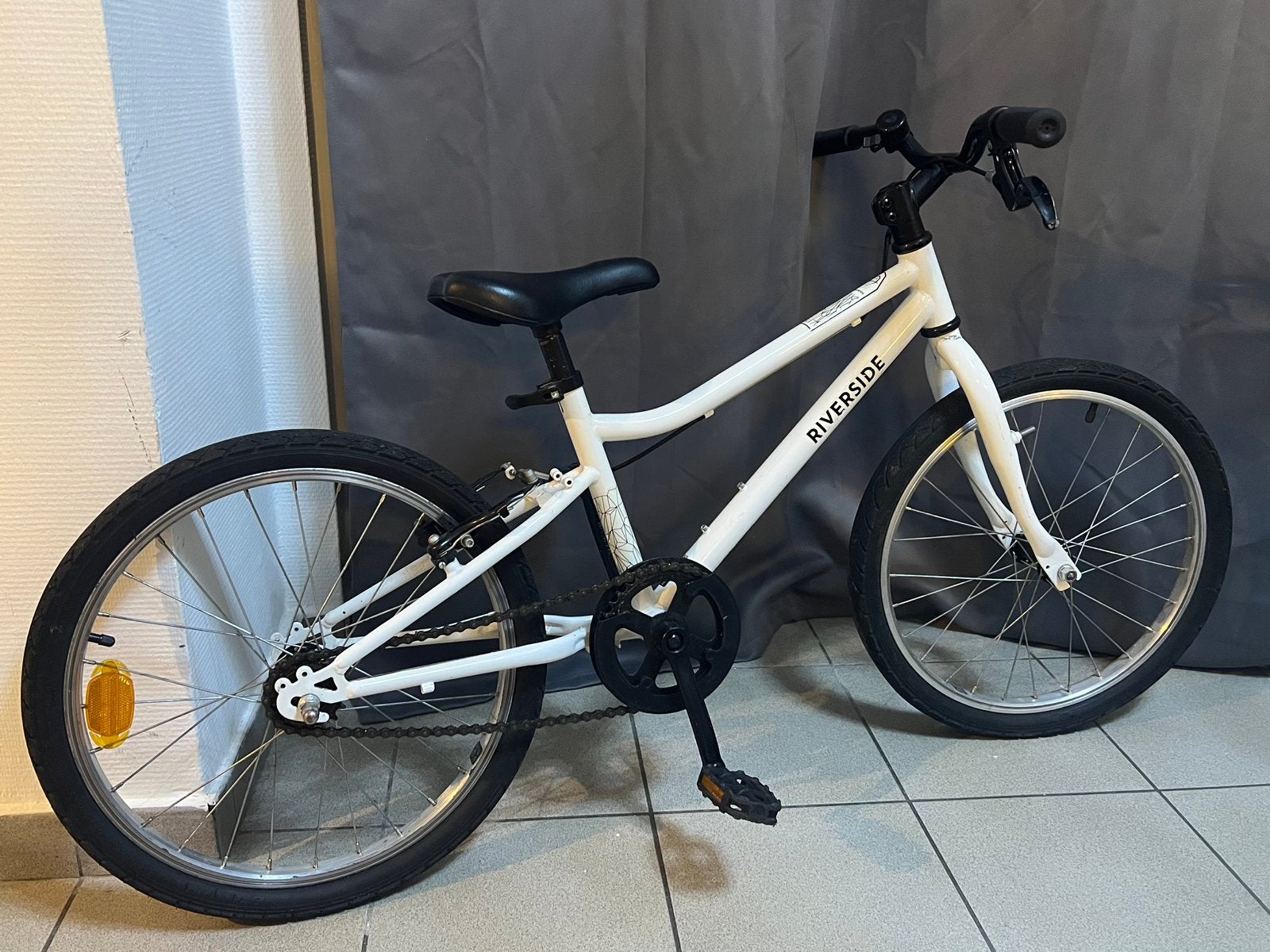 BTWIN Hybridefiets voor kinderen 100 20 inch 6-9 jaar, Ophalen of Verzenden, Zo goed als nieuw, 20 inch