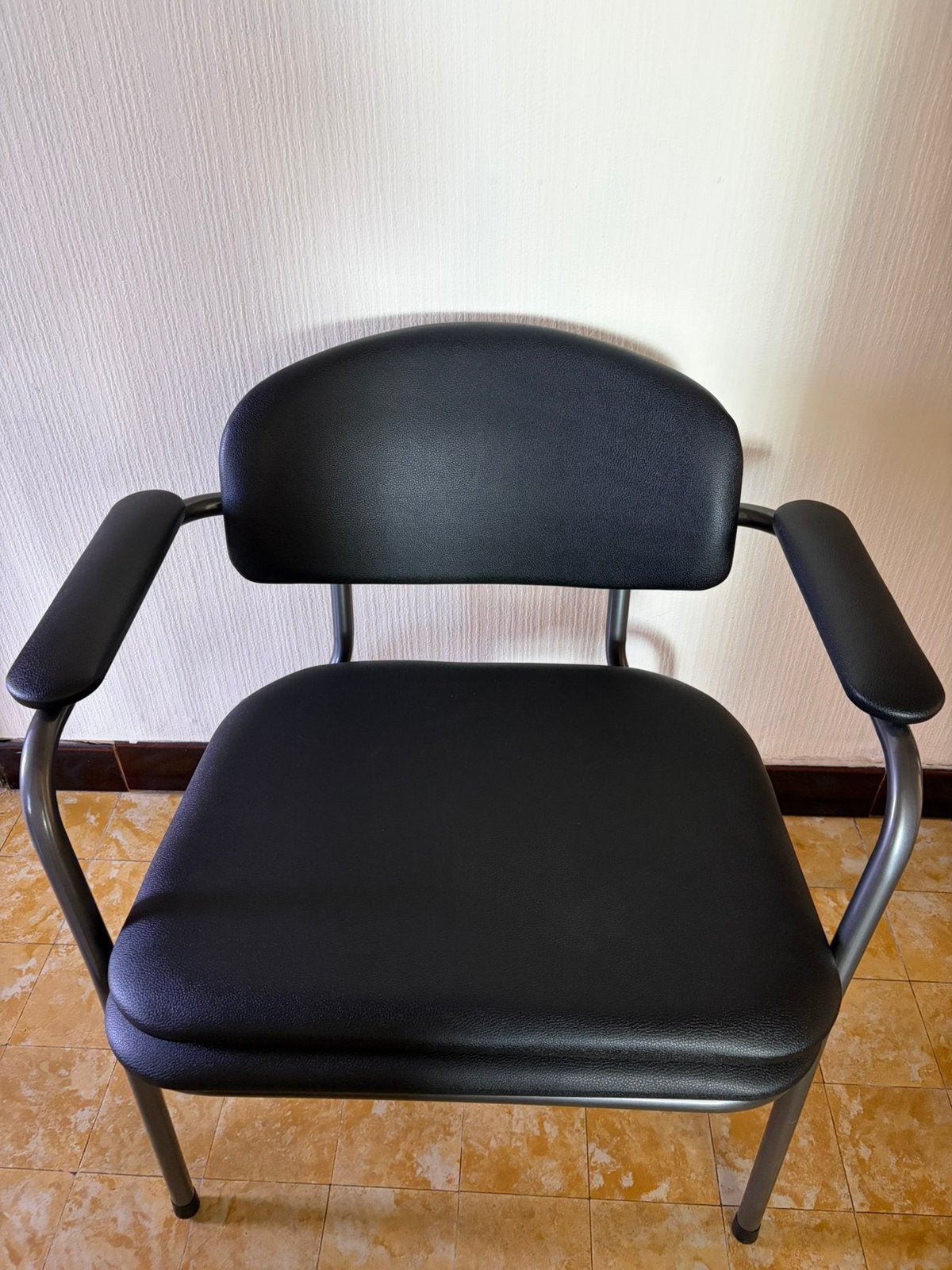 Nieuw WC stoel, Ophalen, Nieuw, Zwart, Kunststof