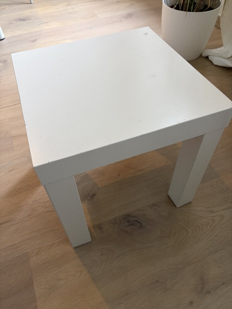 Table d'appoint IKEA LACK blanche 55 x 55 cm, Maison & Meubles, 55 à 75 cm, Enlèvement, Utilisé, Autres matériaux