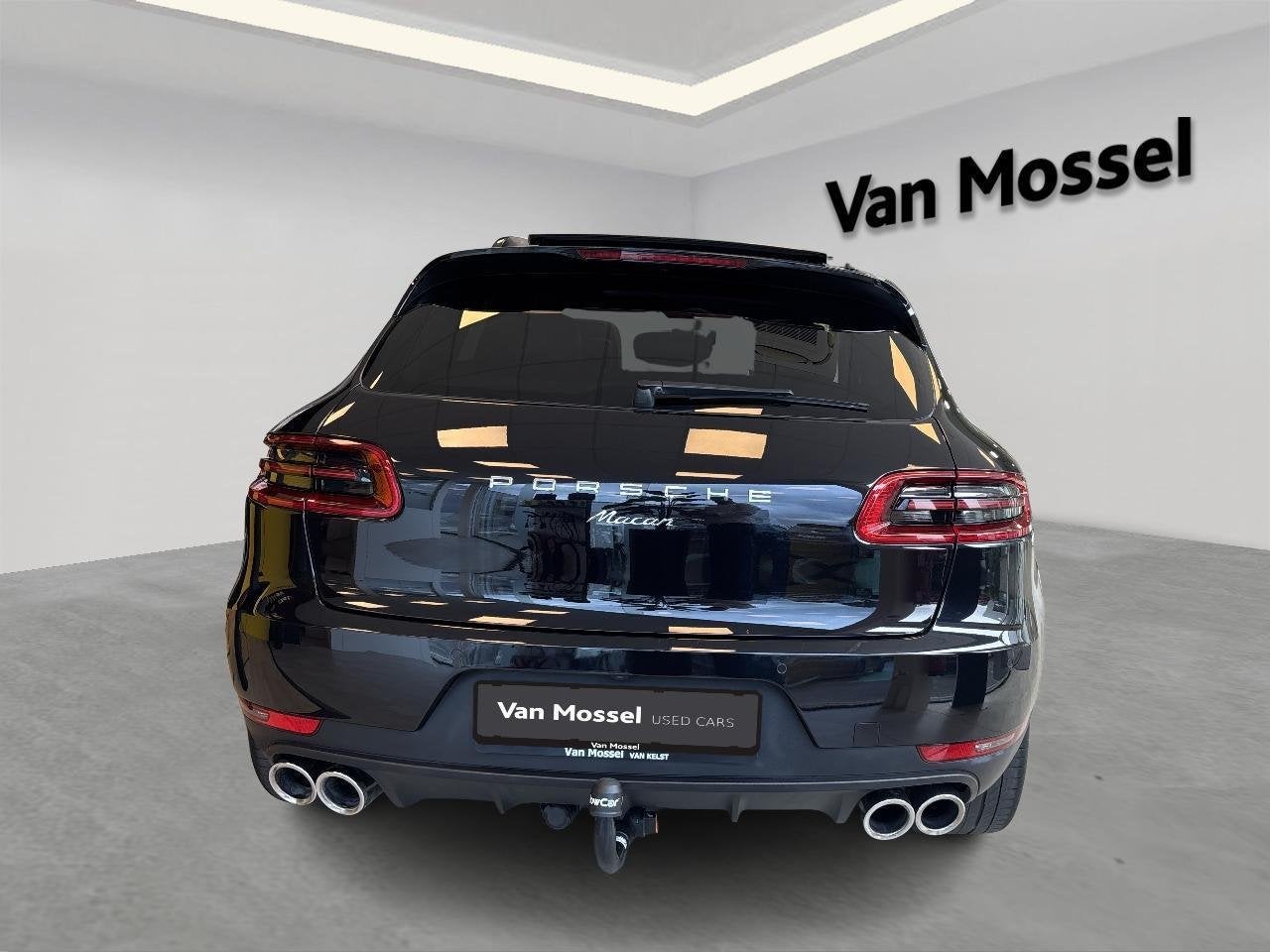 Porsche Macan 2.0 (automatique), Entreprise, 2000 kg, Entretenue par le concessionnaire, Noir
