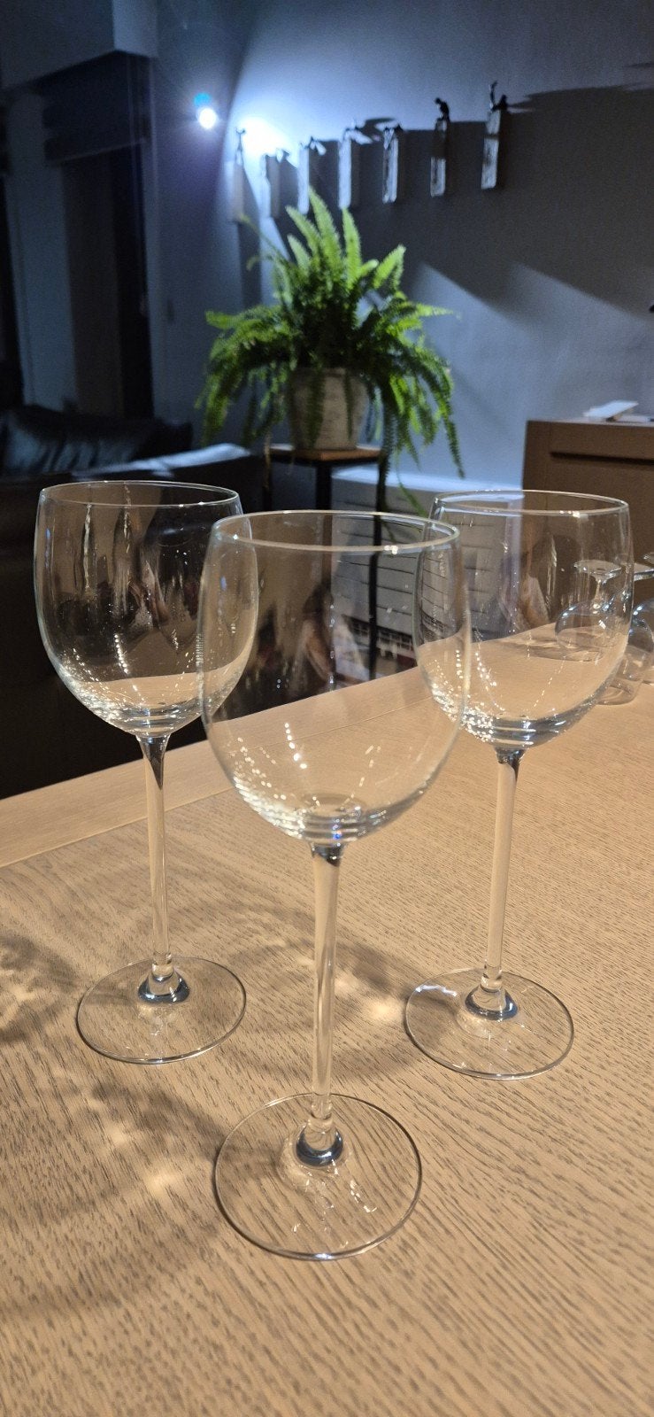 3 elegante rode wijnglazen, Verzamelen, Glas en Drinkglazen, Ophalen