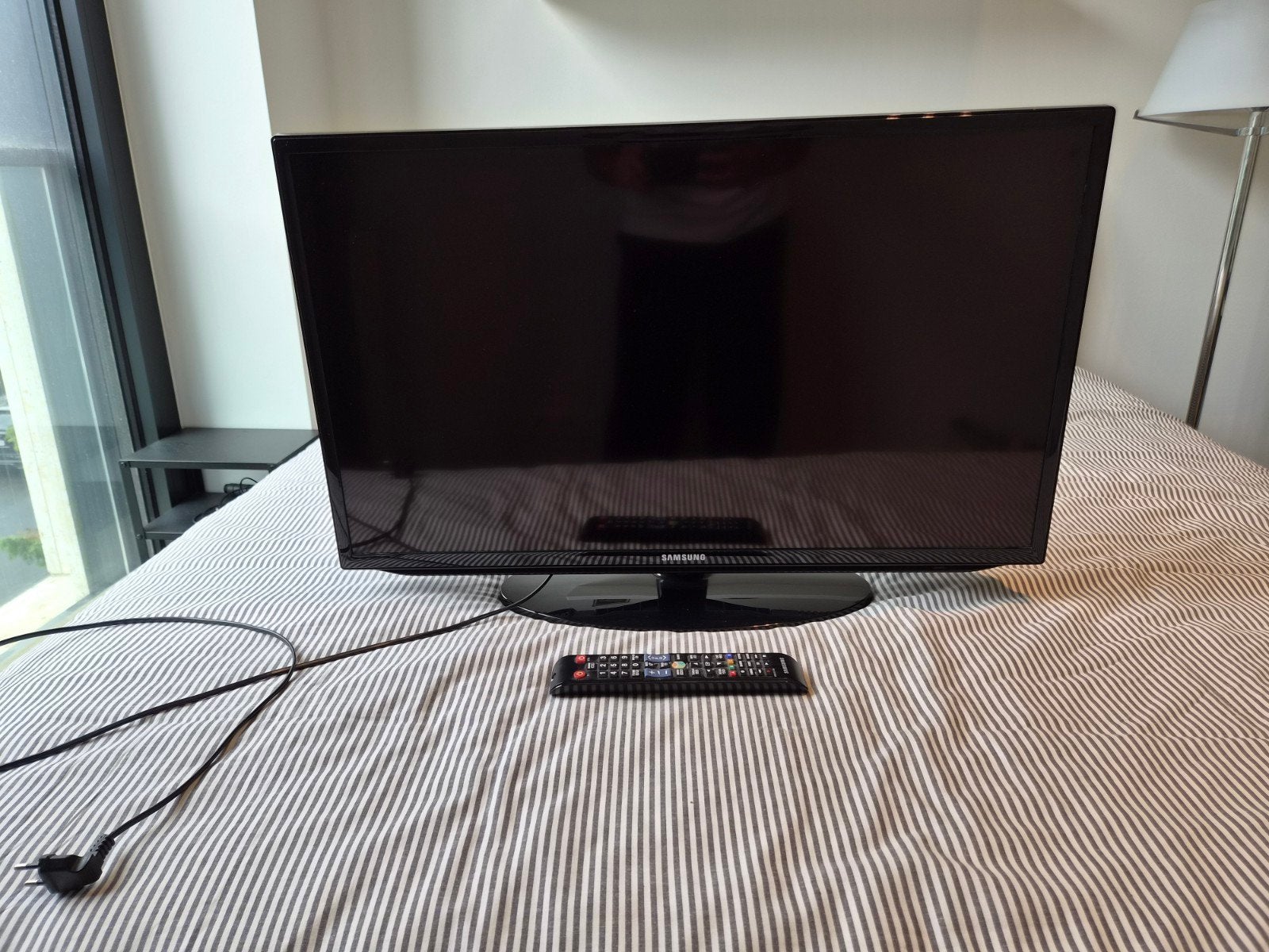 Samsung Full HD LED Smart TV (32 inch), LED, 80 à 100 cm, Enlèvement, Utilisé