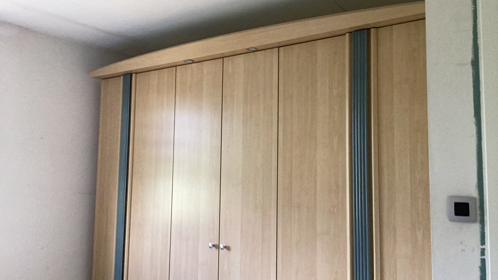 Garde robe / Penderie, 200 cm ou plus, Enlèvement, 200 cm ou plus, Autres essences de bois